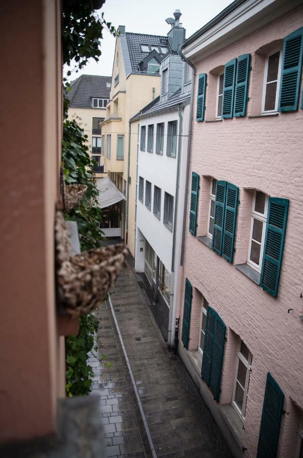Altstadt Apartment Charly Dusseldorf Exterior photo